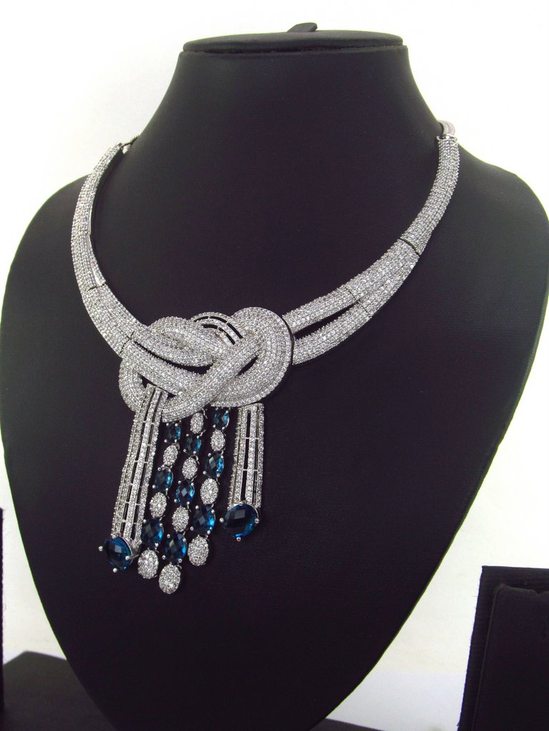 Wholesale Traditional Necklace Set