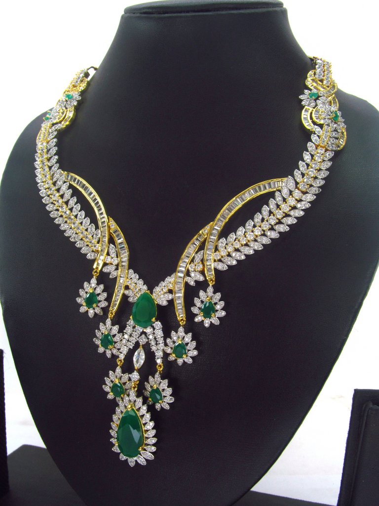 Wholesale Traditional Necklace Set