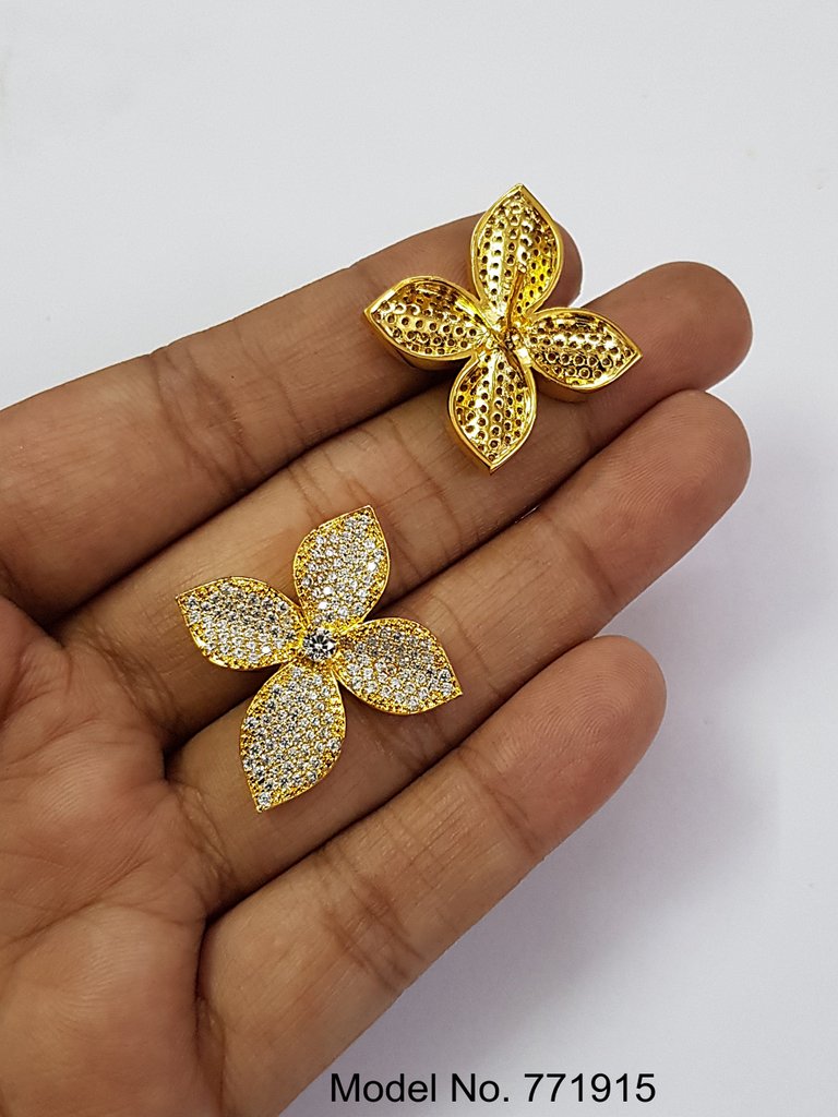 Stud Earrings with wholesale prices
