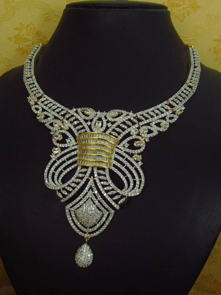 Trendy Traditional Necklace Set | Ideal Birthday Gift