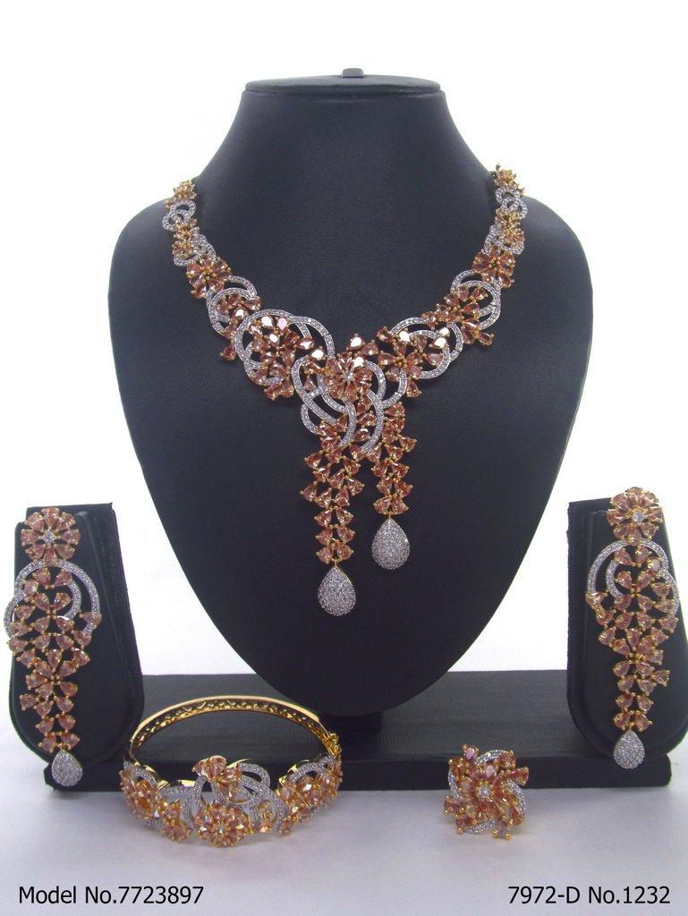 Traditional Jewelry | Available to Wholesale Buyers