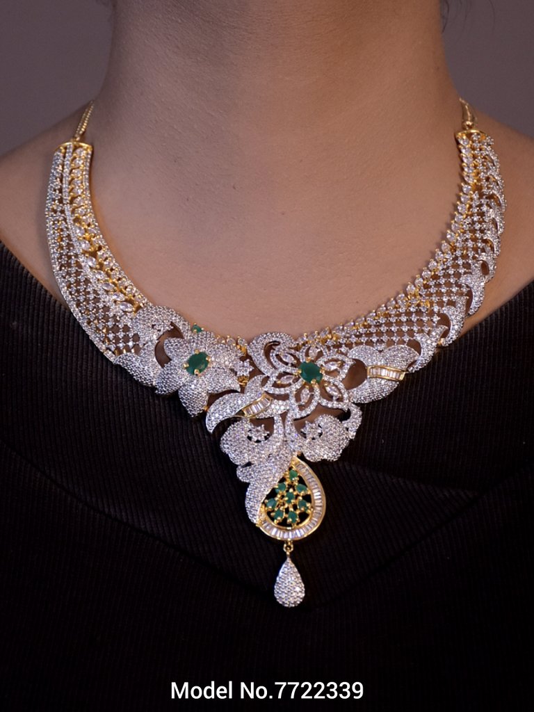 Amazing Traditional Jewelry Set