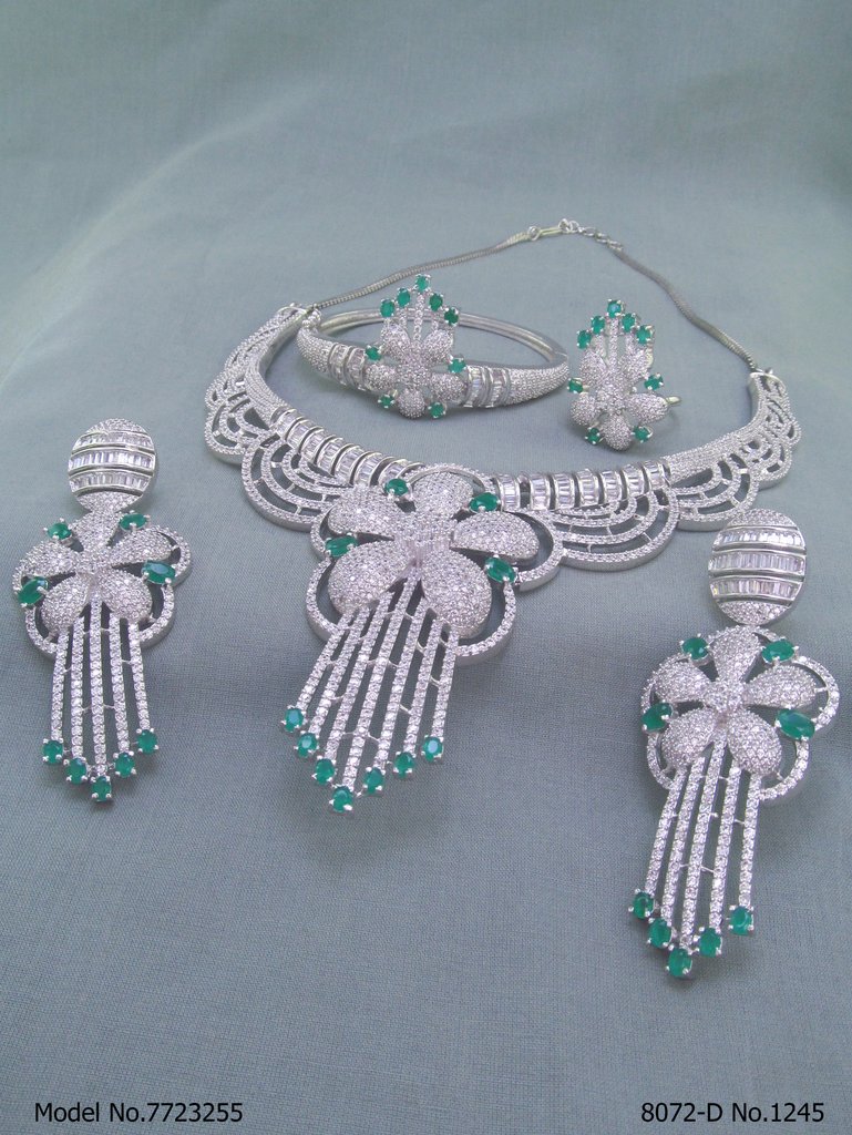Ideal Gift for Traditional Ladies