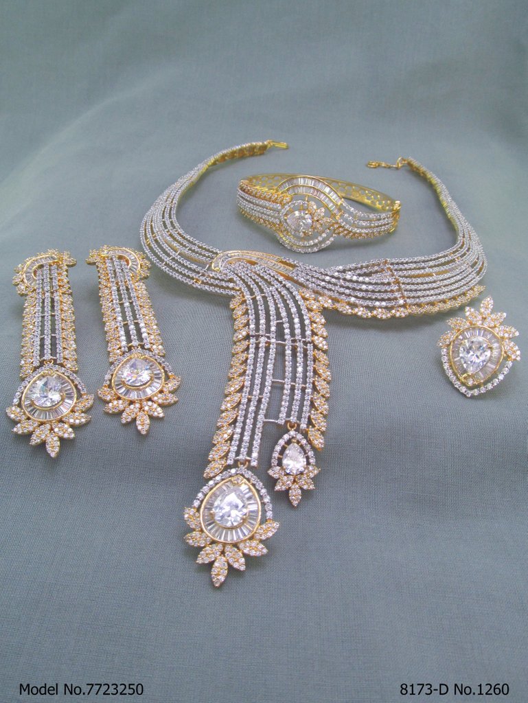 Gift Necklace Set in CZ
