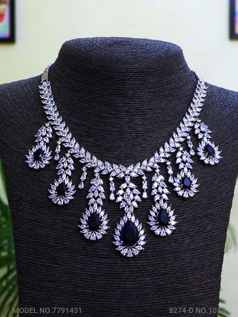 Showstopper Imitation Jewelry Set