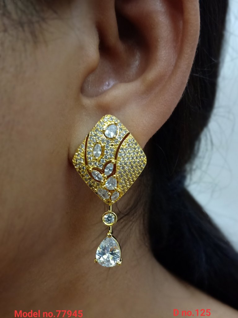 Round Cut Cubic Zirconia Earring Jewelry Flower Cluster Stud Earrings for  Women