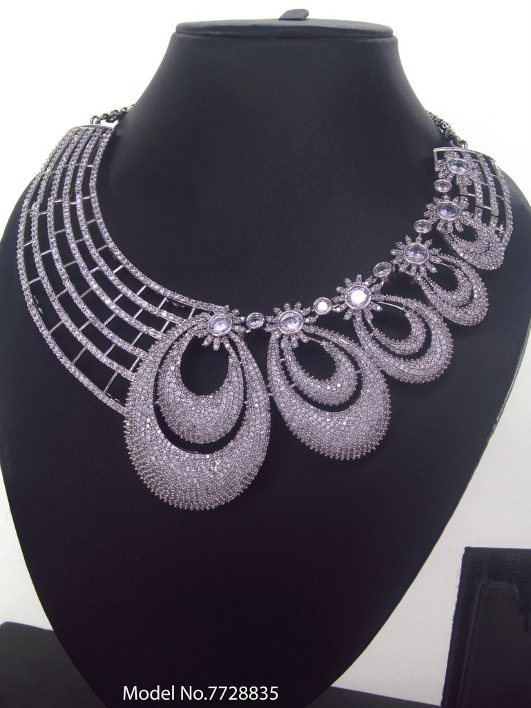 Wholesale Traditional Necklace Set