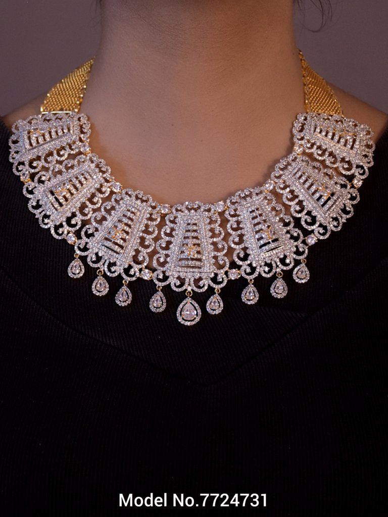 Amazing Traditional Jewelry Set