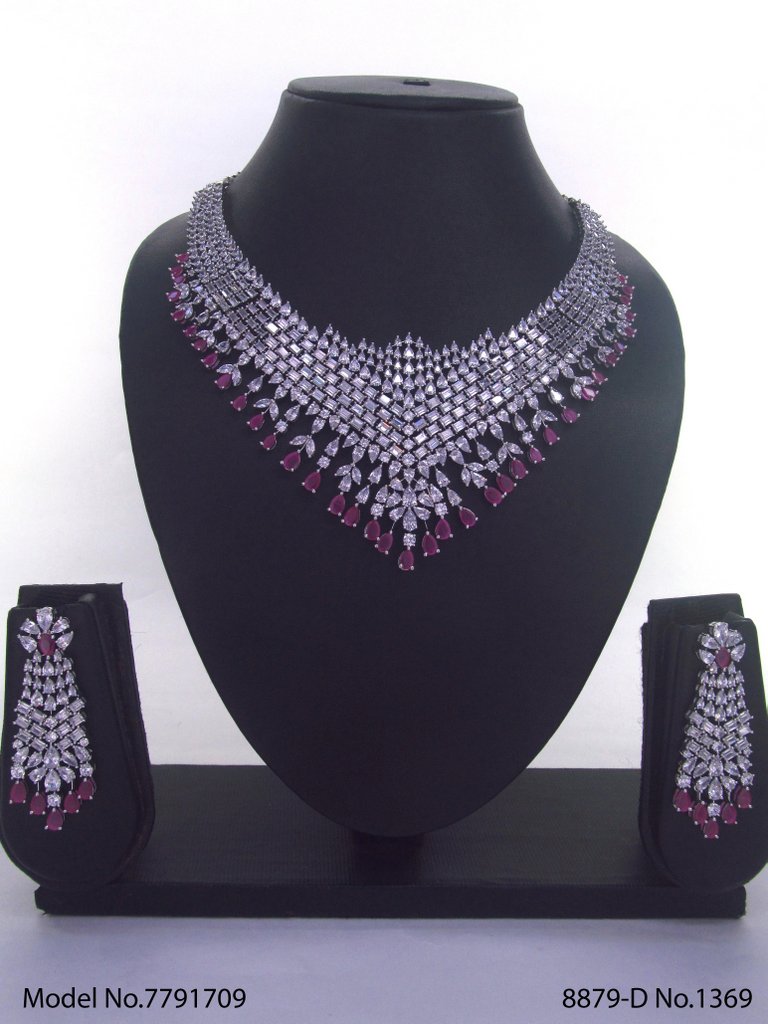 Traditional Design | American Diamond Jewelry Set