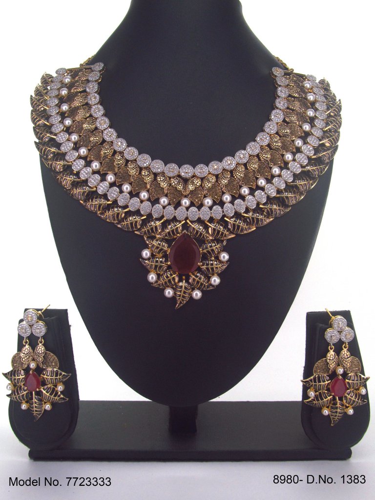 A Masterpiece | Handcrafted Traditional Jewellery Set