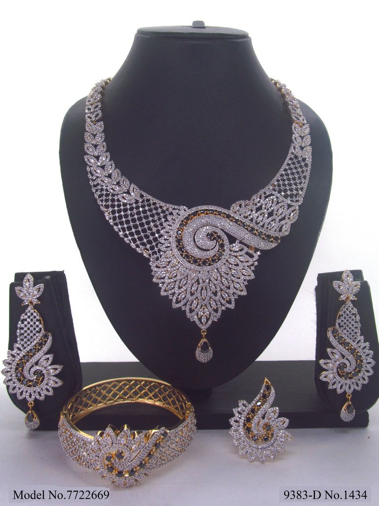 Original Zircon Necklace Set