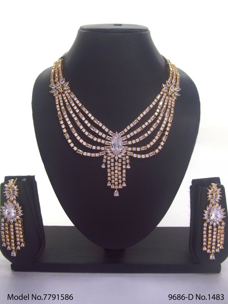 Traditional Design | American Diamond Jewelry Set