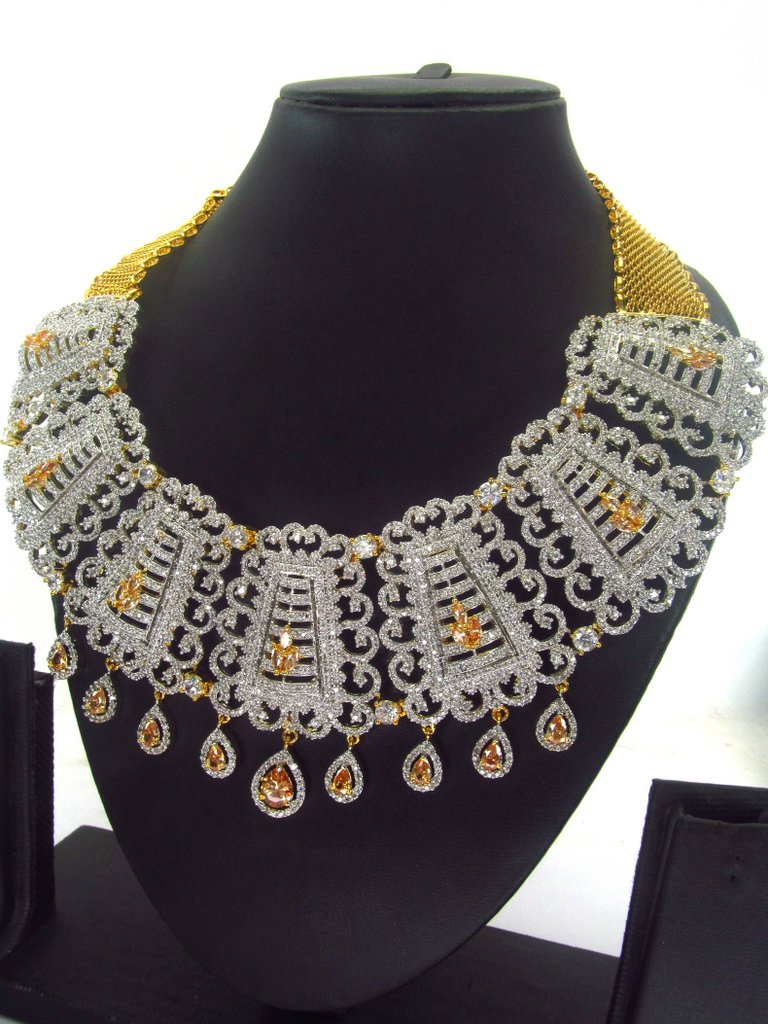 Wholesale Traditional Necklace Set