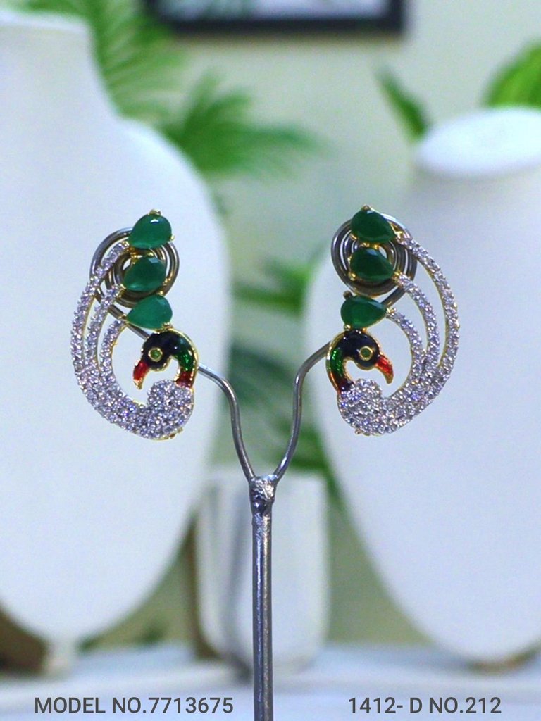 American Diamond Pendant Set