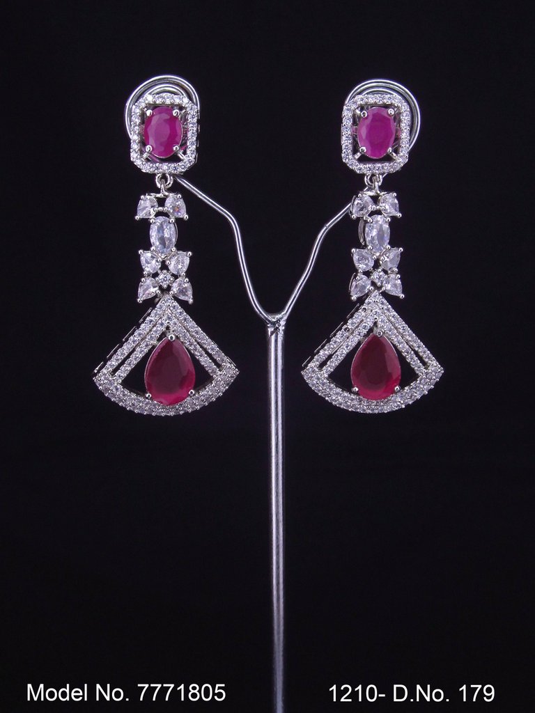 Earrings for Wedding Occasions