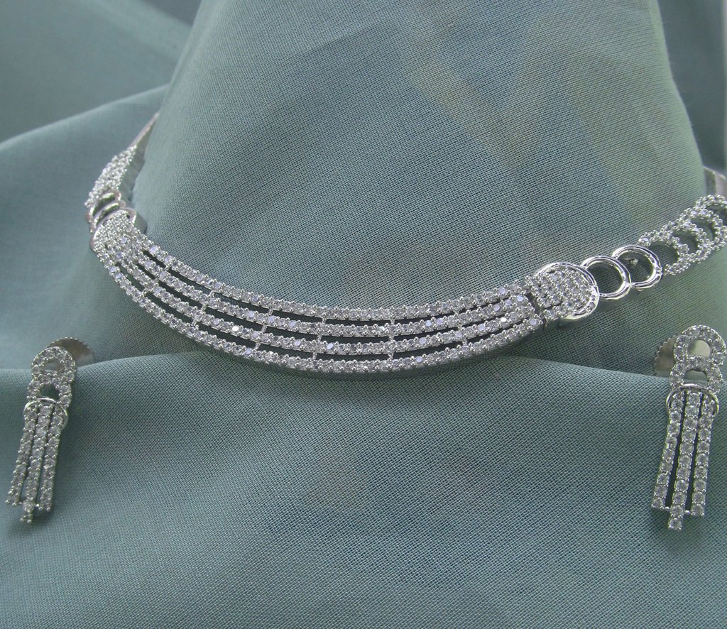 Classic Cz Jewelry Set with Earrings