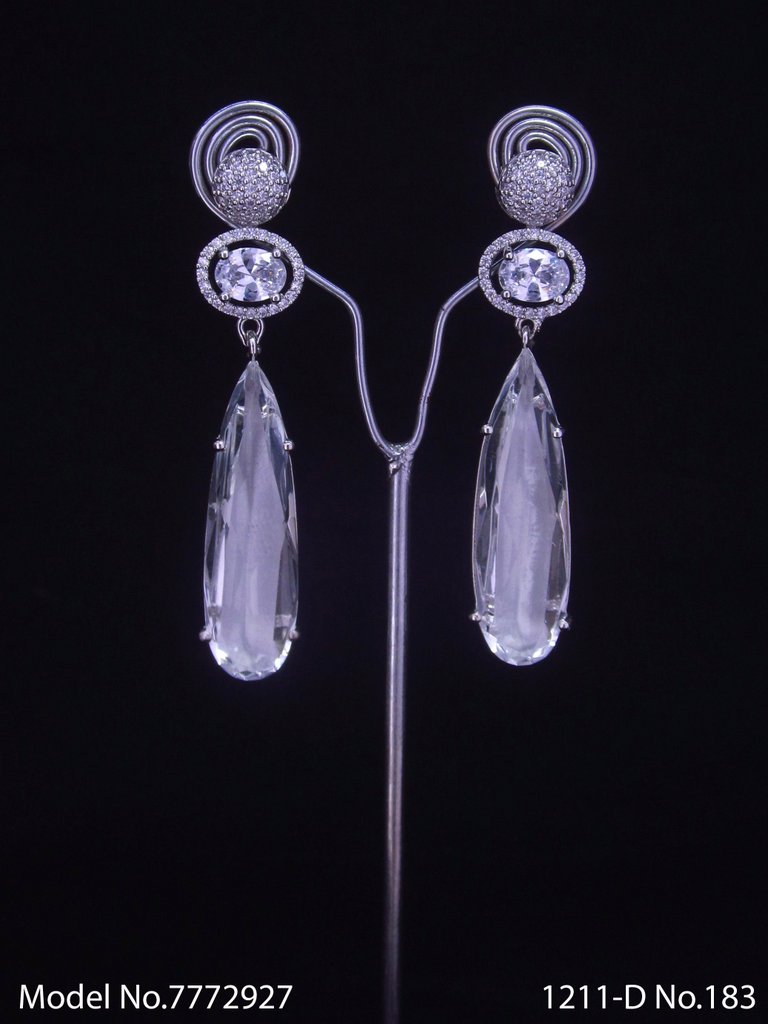 Earrings made of Cubic Zircons