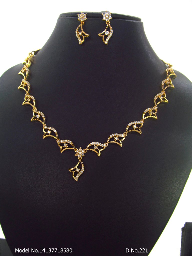 A necklace Set for all Occasions !