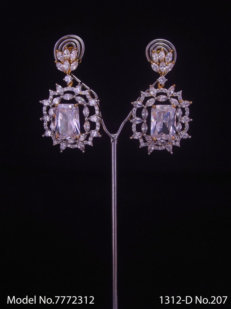 Showstopper Earring Design