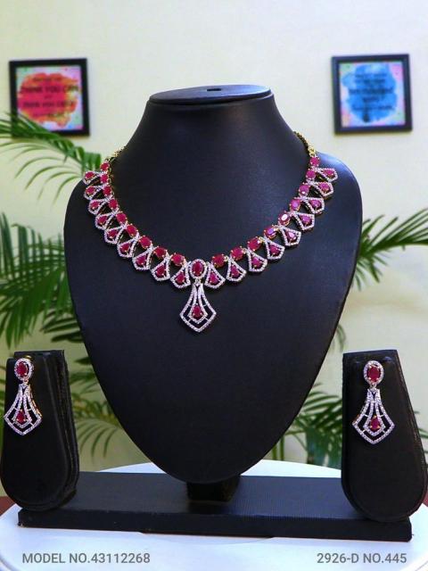 Fine Fashion Classic Necklace Set