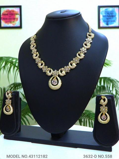 A necklace Set for all Occasions !