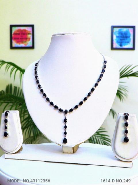 Partywear Classic Jewelry Set