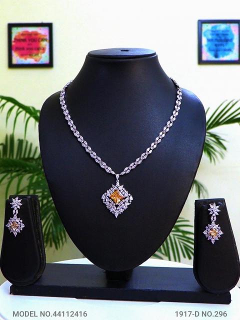 Partywear Classic Jewelry Set