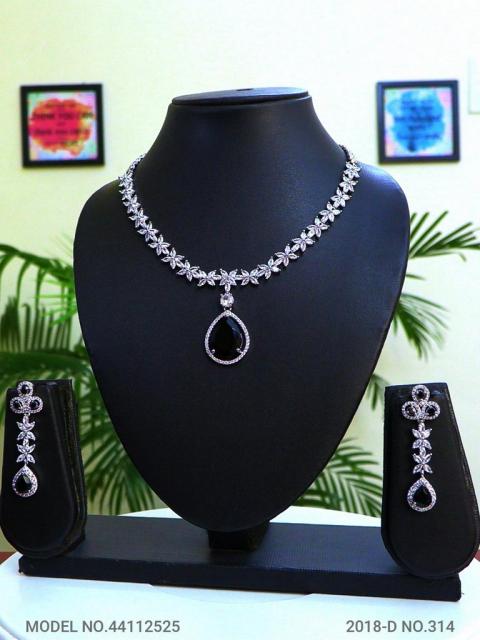 Western Necklace set