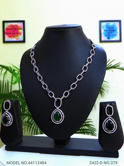 eye catchy Necklace set