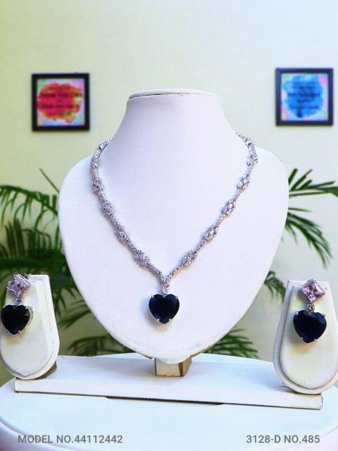 A necklace Set for all Occasions !