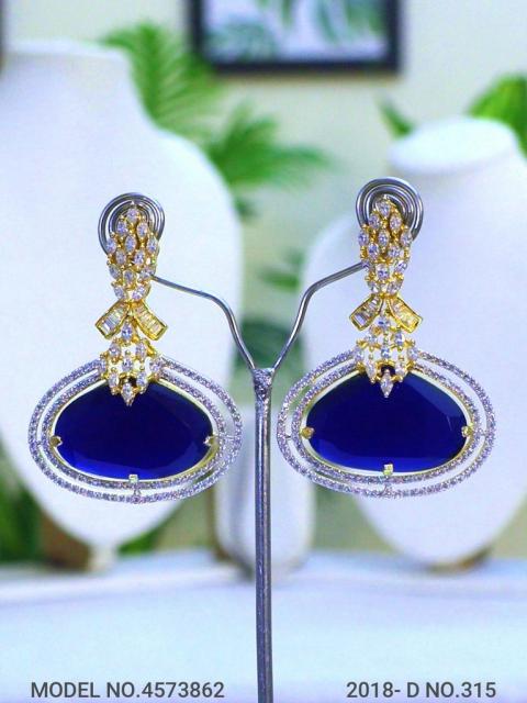 Gift a Earring to her