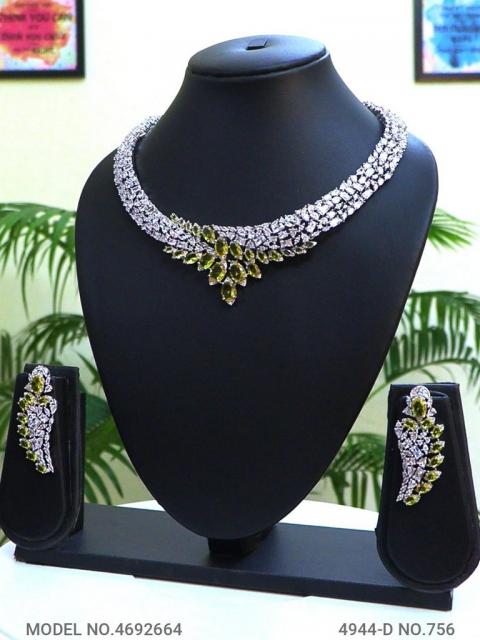 Statement American Diamond Set