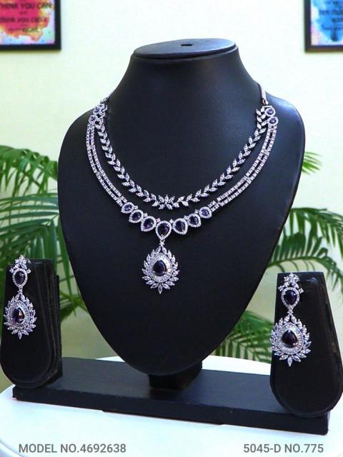 Wholesale Traditional Necklace Set