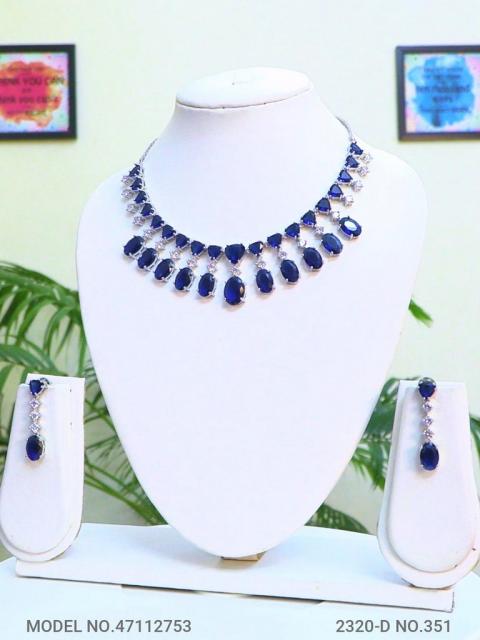 Light weighted CZ Necklace Set