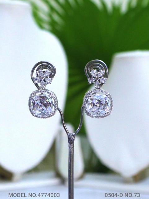 Earrings made of Cubic Zircons