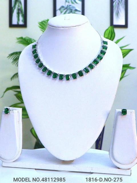 Classical Yet Trendy | Jewelry Set