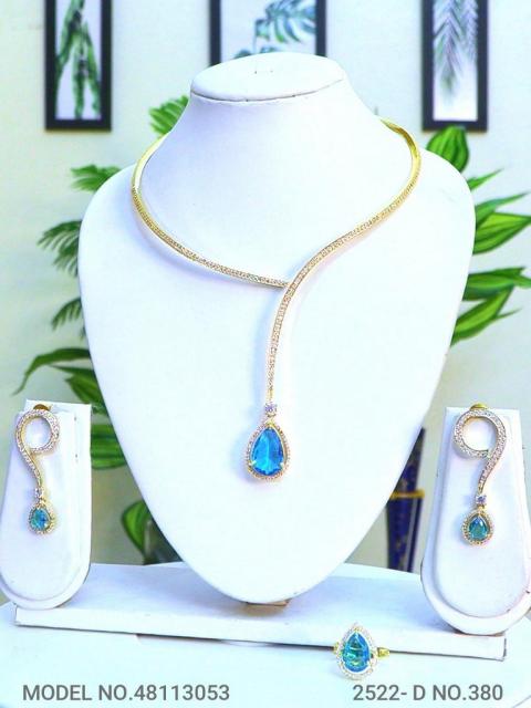 Be a Showstopper in your Party !