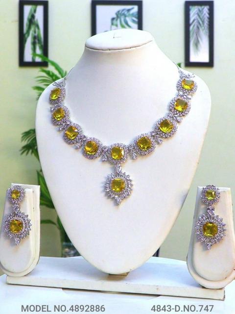 Traditional American Diamond Set