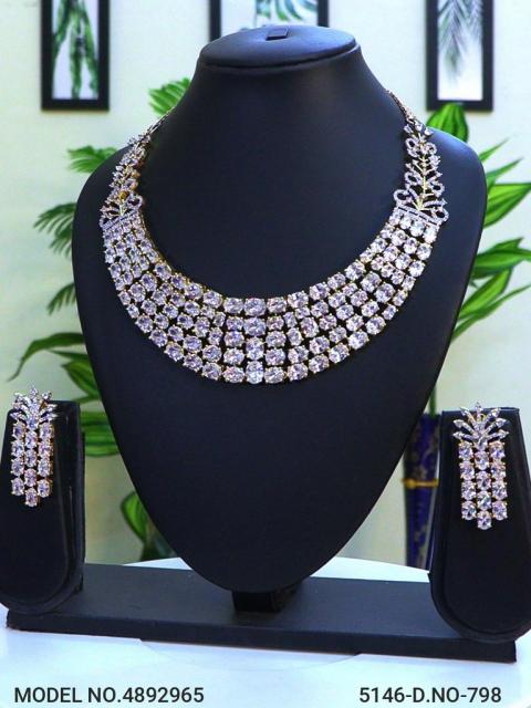 Western Necklace set