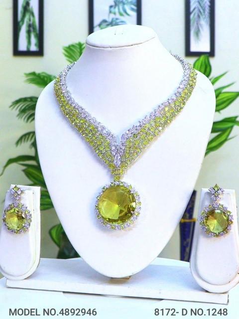 Traditional American Diamond Set