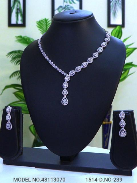 Wholesale Classic Necklace Set