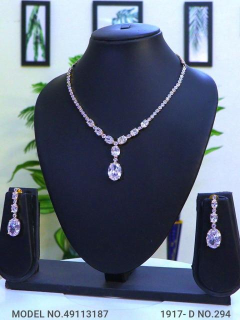 Classic Cz Jewelry Set with Earrings