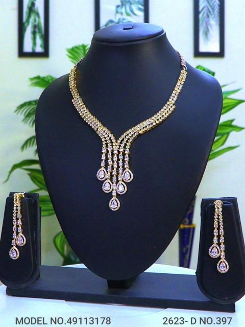Be a Showstopper in your Party !
