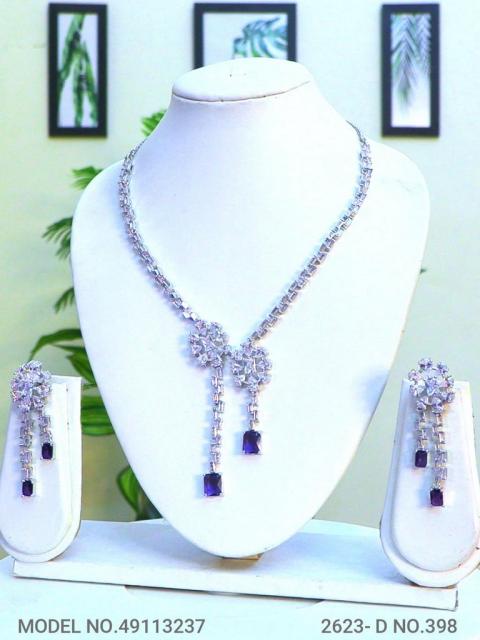 A Classic Cz Set for all Parties
