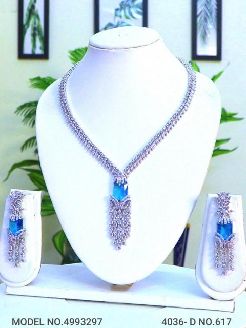 Necklace Designed by Passionate Craftsmen !