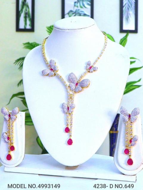 Gift Necklace Set in CZ