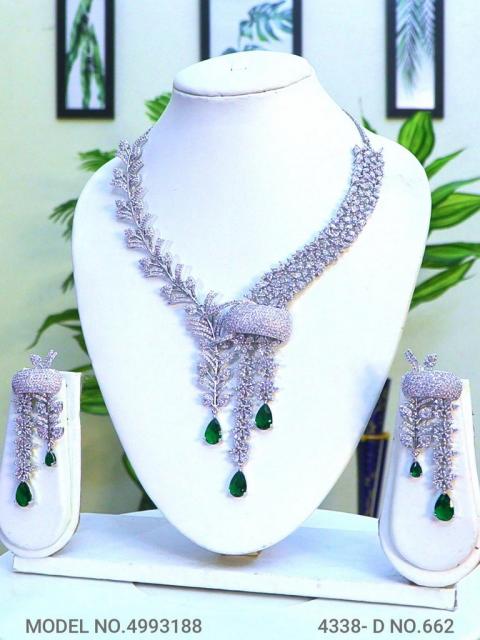 Traditional yet Trendy Design | Ideal for your Parties !
