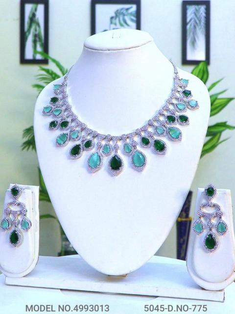 Original Zircon Necklace Set