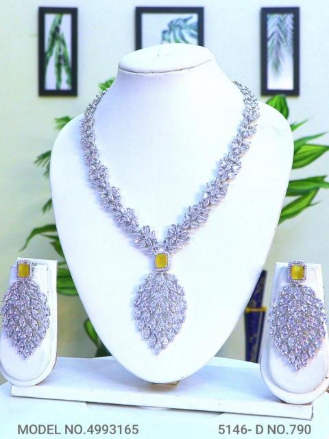 Western Necklace set