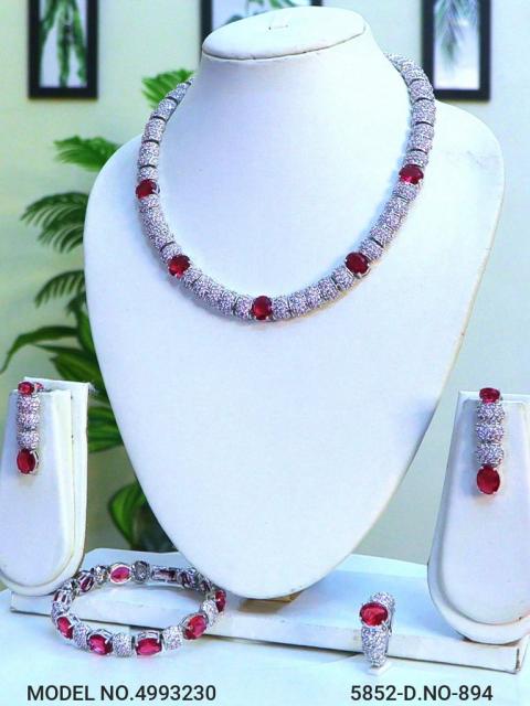 Traditional yet Trendy Design | Ideal for your Parties !